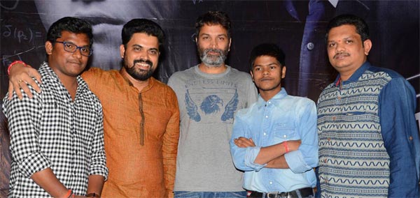 player movie,trivikram sreenivas,yamuna kishore  త్రివిక్రమ్ ను మెప్పించిన ట్రైలర్!